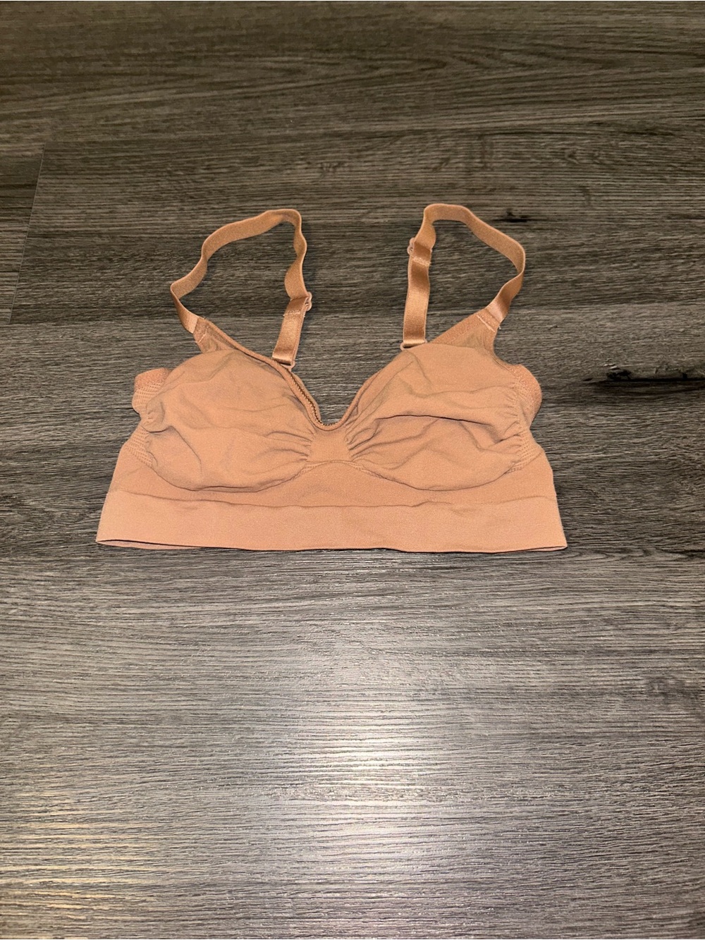SKIMS Nude Toned Seamless Bralette